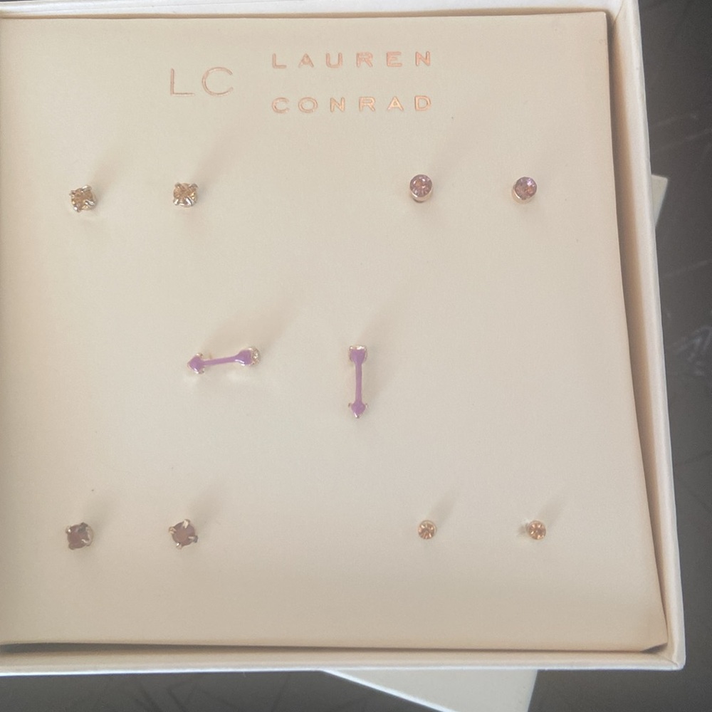 Lauren Conrad earrings - 5 pairs - Picture 2 of 4